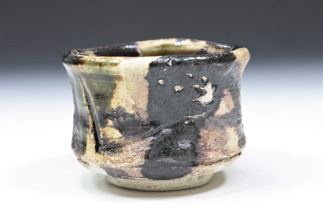 柳瀬美術店 / 加藤高宏「黒織部ぐい呑」共箱[KATO Takahiro]Sake cup